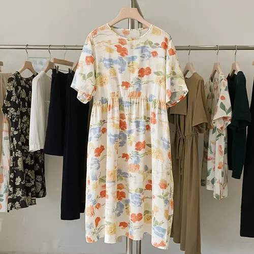 印花寬鬆直筒連衣裙