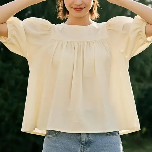 圓領寬鬆泡泡袖上衣